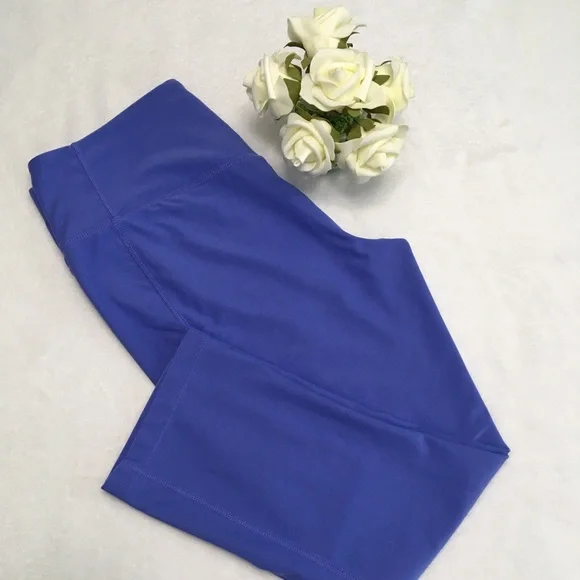 EDDIE BAUER  medium cropped leggings - Picture 2 of 8